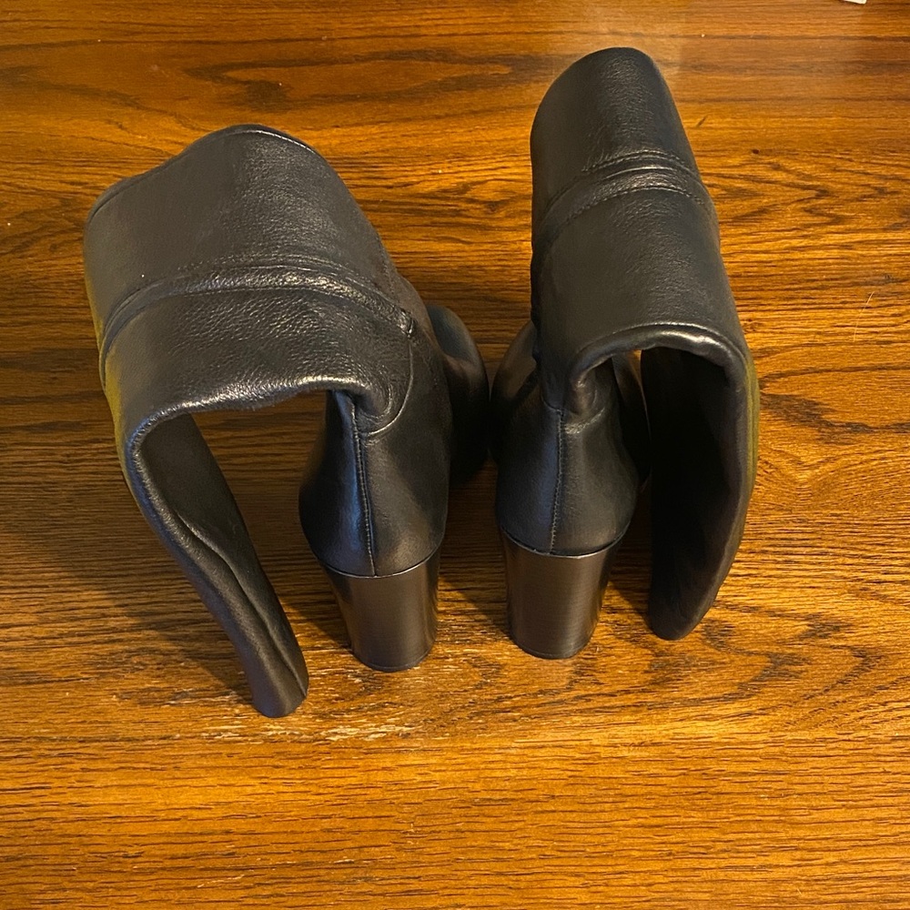 Kenneth Cole Black Leather Knee High Boots - Picture 5 of 13
